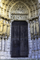Chartres-10